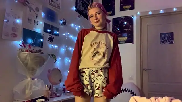 PinkVampire online show from September 29, 8:46 pm