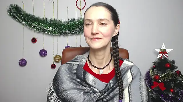 TayaFinch online show from December 15, 1:37 pm