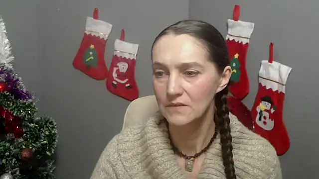 TayaFinch online show from January 9, 1:36 pm