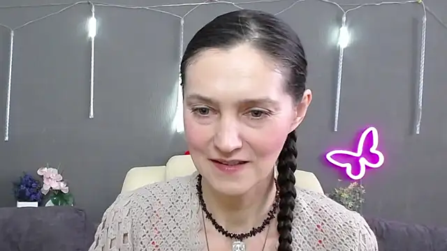 TayaFinch online show from March 11, 1:17 pm