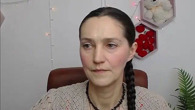 TayaFinch online show from March 14, 1:16 pm