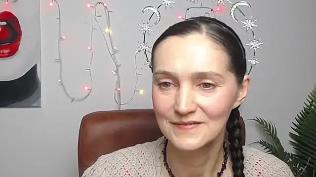 Snapshot of TayaFinch chatting on April 29, 5:30 pm TayaFinch online show from April 29, 5:30 pm