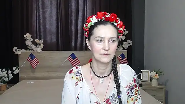 Snapshot of TayaFinch chatting on July 5, 11:06 am TayaFinch online show from July 5, 11:06 am