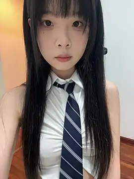 qiqi x online show from May 17, 8:34 am