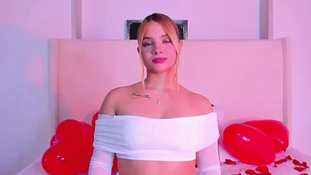 Sofi glow online show from February 13, 10:28 pm