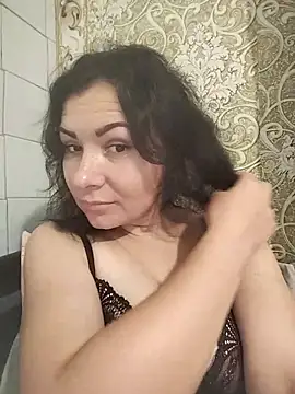 Mia24Blove online show from August 1, 7:29 am