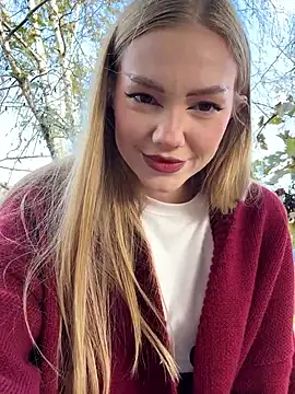 MilaMoone online show from November 1, 10:06 am