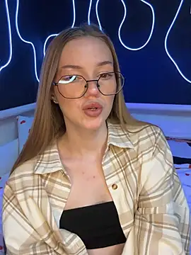 MilaMoone online show from January 11, 11:04 am