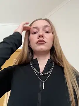 MilaMoone online show from February 13, 11:06 am