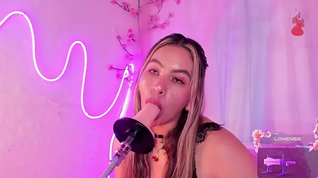 chubbyZoe online show from October 3, 12:29 am