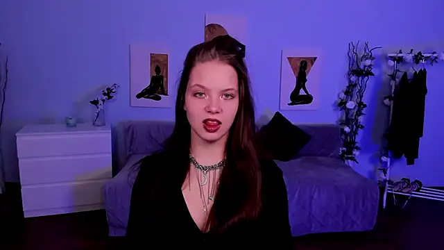 Snapshot of BetsyKiss chatting on February 12, 5:08 pm BetsyKiss online show from February 12, 5:08 pm