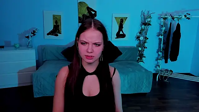 Snapshot of BetsyKiss chatting on February 24, 5:11 pm BetsyKiss online show from February 24, 5:11 pm