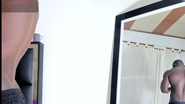 Snapshot of ArexBlakk chatting on October 4, 6:39 pm ArexBlakk online show from October 4, 6:39 pm