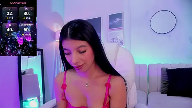 Tiffany Low online show from November 2, 11:34 am