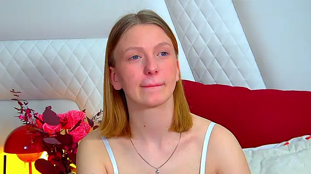 BeatriceBinoche online show from May 2, 6:46 pm