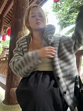 yuki june online show from November 10, 8:35 am