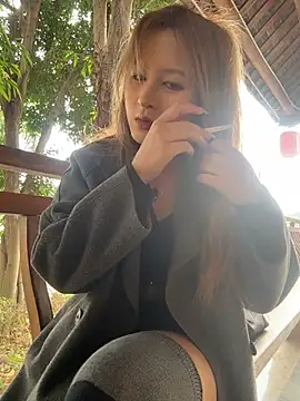 yuki june online show from March 7, 8:44 am