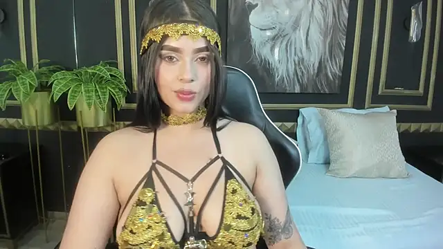 Snapshot of charlote_rossee chatting on October 17, 2:15 am charlote rossee online show from October 17, 2:15 am