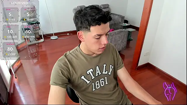 Snapshot of mattebret11 chatting on September 16, 4:41 pm mattebret11 online show from September 16, 4:41 pm