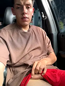 Snapshot of mattebret11 chatting on September 21, 8:10 pm mattebret11 online show from September 21, 8:10 pm