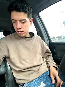 Snapshot of mattebret11 chatting on September 23, 5:38 pm mattebret11 online show from September 23, 5:38 pm