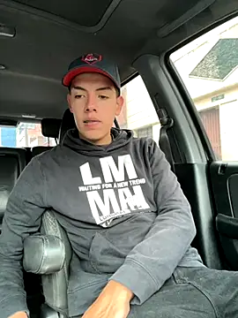 Snapshot of mattebret11 chatting on September 30, 6:46 pm mattebret11 online show from September 30, 6:46 pm