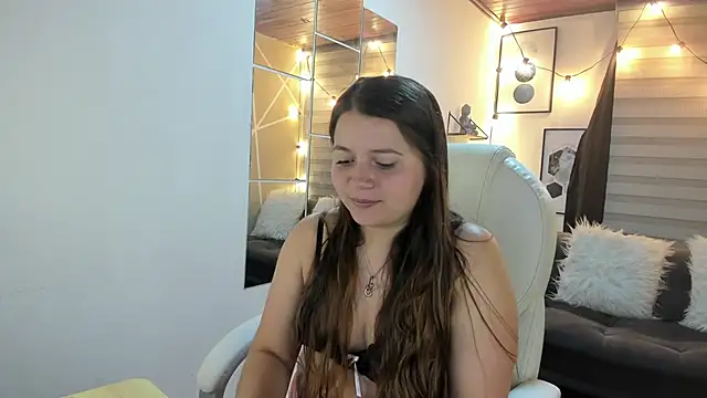 sophiee09  online show from October 20, 1:11 pm