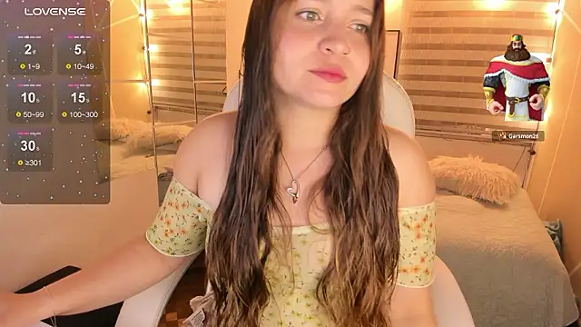 Snapshot of sophiee09_ chatting on March 26, 1:33 am sophiee09 online show from March 26, 1:33 am