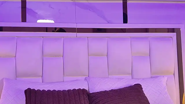 paulina cano online show from April 1, 7:55 pm