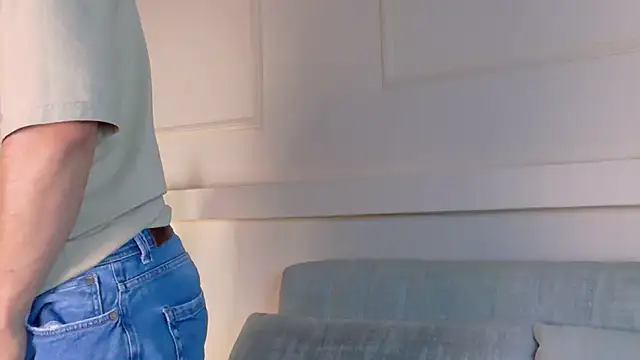 Snapshot of ZaneDawson chatting on February 20, 7:14 pm ZaneDawson online show from February 20, 7:14 pm