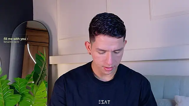 Snapshot of ZaneDawson chatting on February 25, 7:56 pm ZaneDawson online show from February 25, 7:56 pm