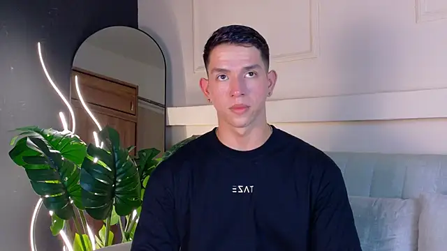 Snapshot of ZaneDawson chatting on March 2, 8:26 pm ZaneDawson online show from March 2, 8:26 pm