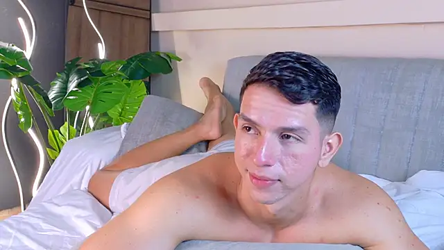 Snapshot of ZaneDawson chatting on March 8, 2:04 am ZaneDawson online show from March 8, 2:04 am