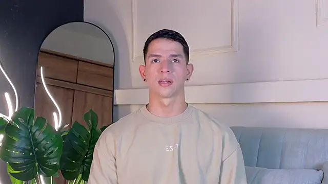 Snapshot of ZaneDawson chatting on March 11, 7:20 pm ZaneDawson online show from March 11, 7:20 pm