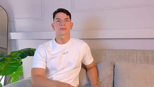 Snapshot of ZaneDawson chatting on March 27, 8:19 pm ZaneDawson online show from March 27, 8:19 pm