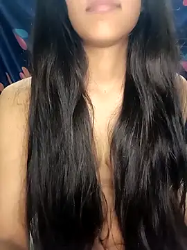 reetika6375 online show from November 16, 10:48 pm