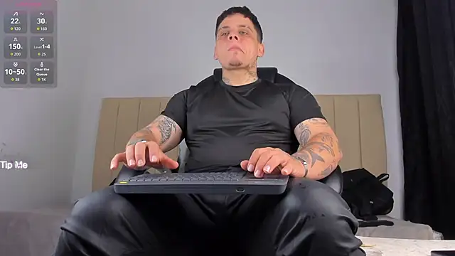 denis munera online show from February 27, 1:11 pm