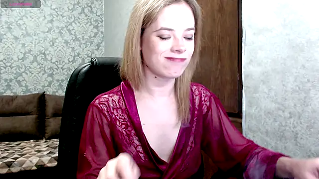 Kate  Loves online show from May 17, 6:37 pm