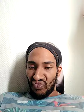 Mikaaa97 online show from October 1, 3:29 pm