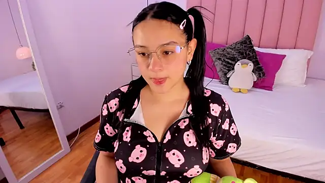 Amy Ferreira online show from November 19, 2:55 am