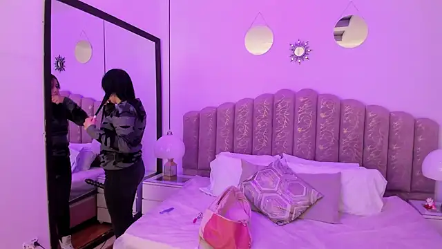 Amy Ferreira online show from February 6, 3:55 am