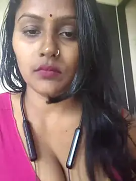 Snapshot of Jasmine_Januja chatting on January 6, 8:51 am Jasmine Januja online show from January 6, 8:51 am