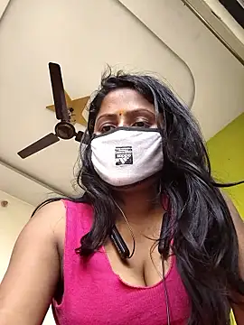 Snapshot of Jasmine_Januja chatting on January 11, 6:51 am Jasmine Januja online show from January 11, 6:51 am