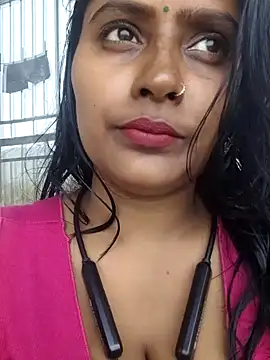 Snapshot of Jasmine_Januja chatting on February 6, 11:02 am Jasmine Januja online show from February 6, 11:02 am