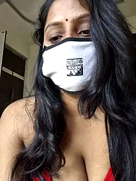 Snapshot of Jasmine_Januja chatting on February 17, 8:33 am Jasmine Januja online show from February 17, 8:33 am