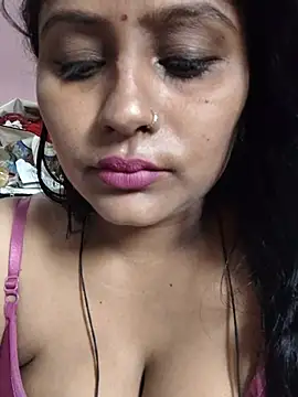Jasmine Januja online show from May 17, 2:31 am