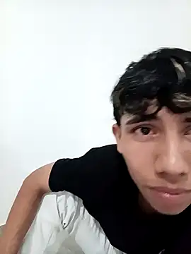 Snapshot of SimonDalton__ chatting on September 21, 12:56 am SimonDalton online show from September 21, 12:56 am