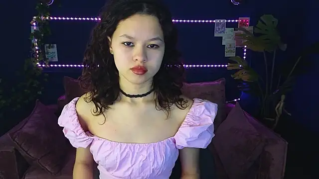 moco choco online show from February 6, 1:21 am