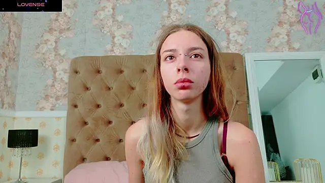 CoraVex online show from October 8, 4:10 am