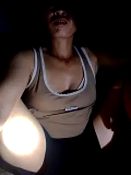 donna-bae online show from March 29, 5:13 pm